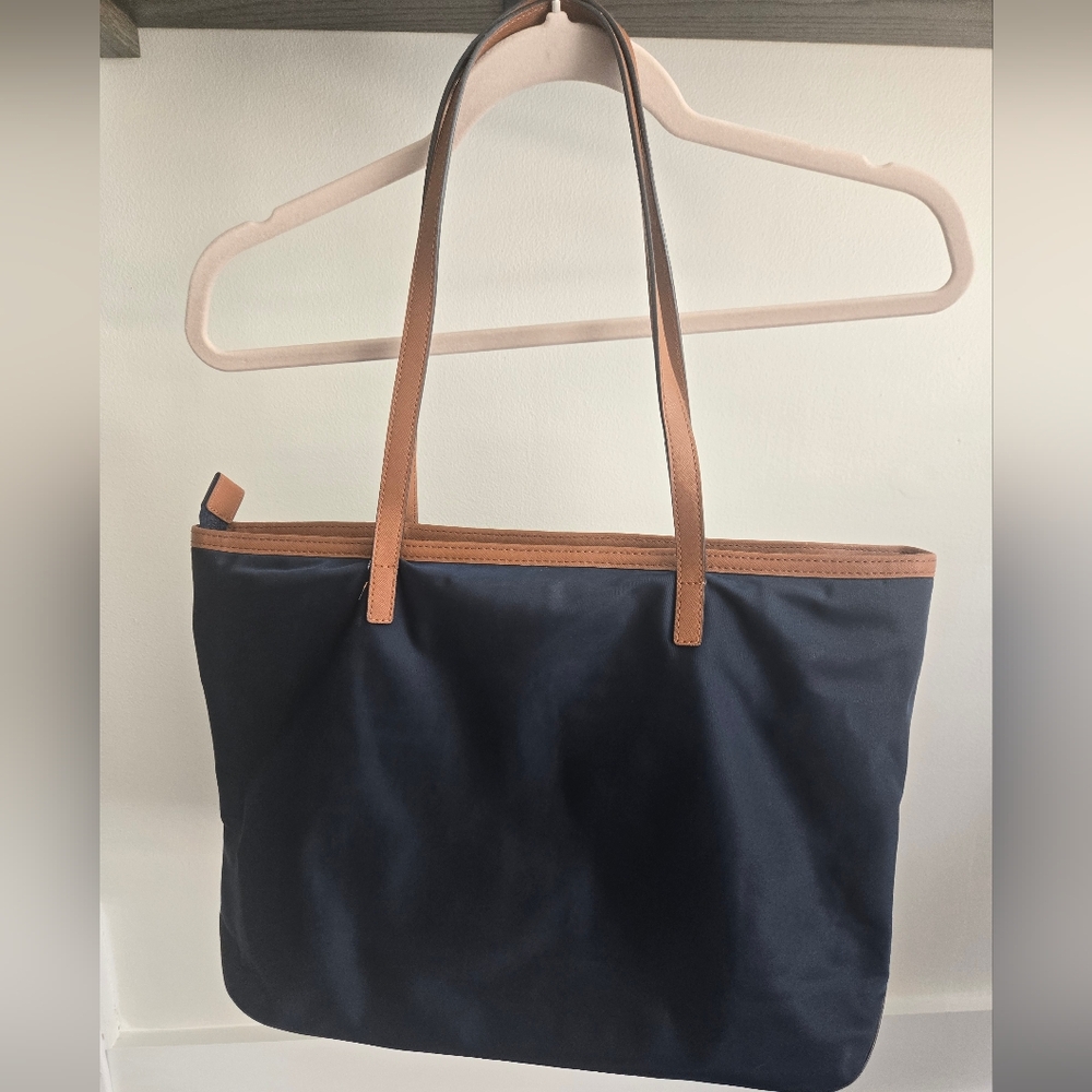 Michael Kors Navy and Tan Tote - Picture 2 of 16